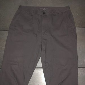 Men’s Old Navy Pants - Gray - Size 34x34